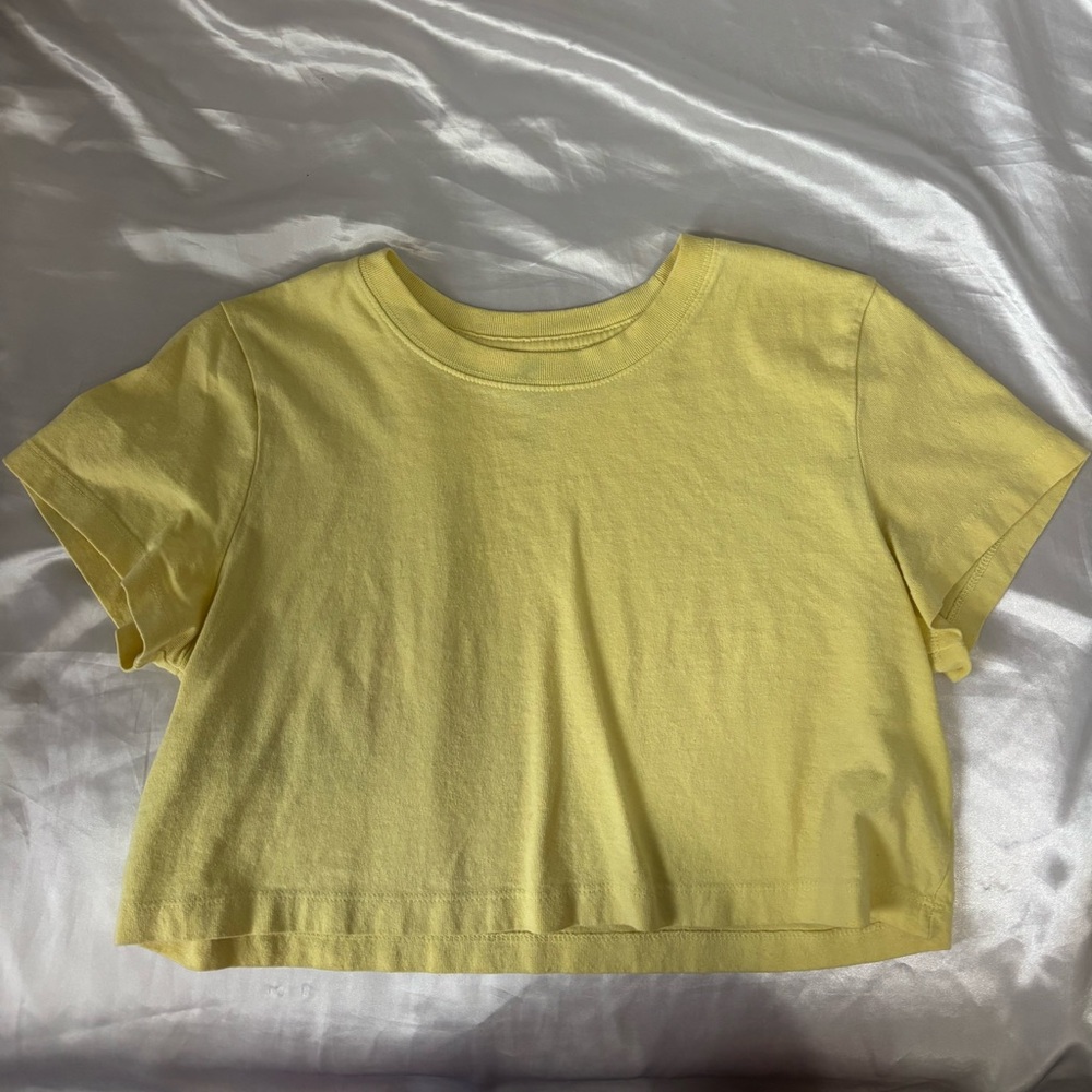 BDG Urban Outfitters Yellow Tee